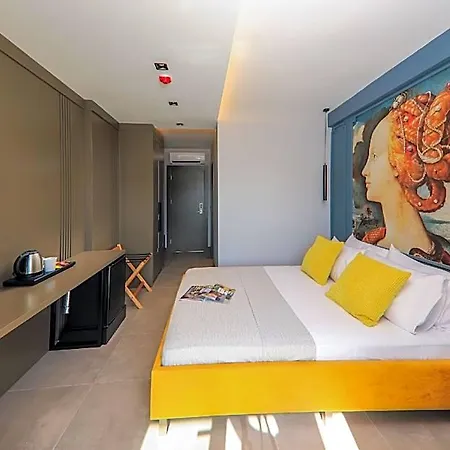 Neva Boutique Hotel *