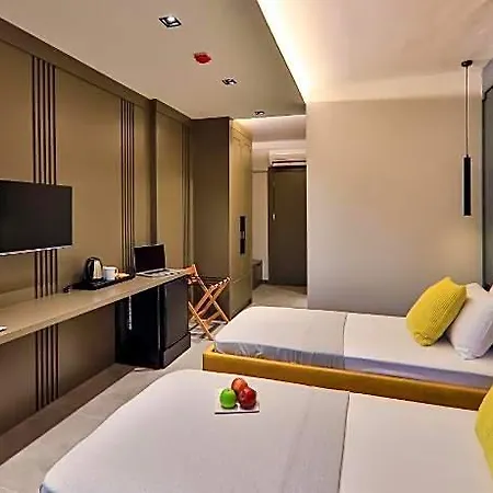 Neva Boutique Hotel *